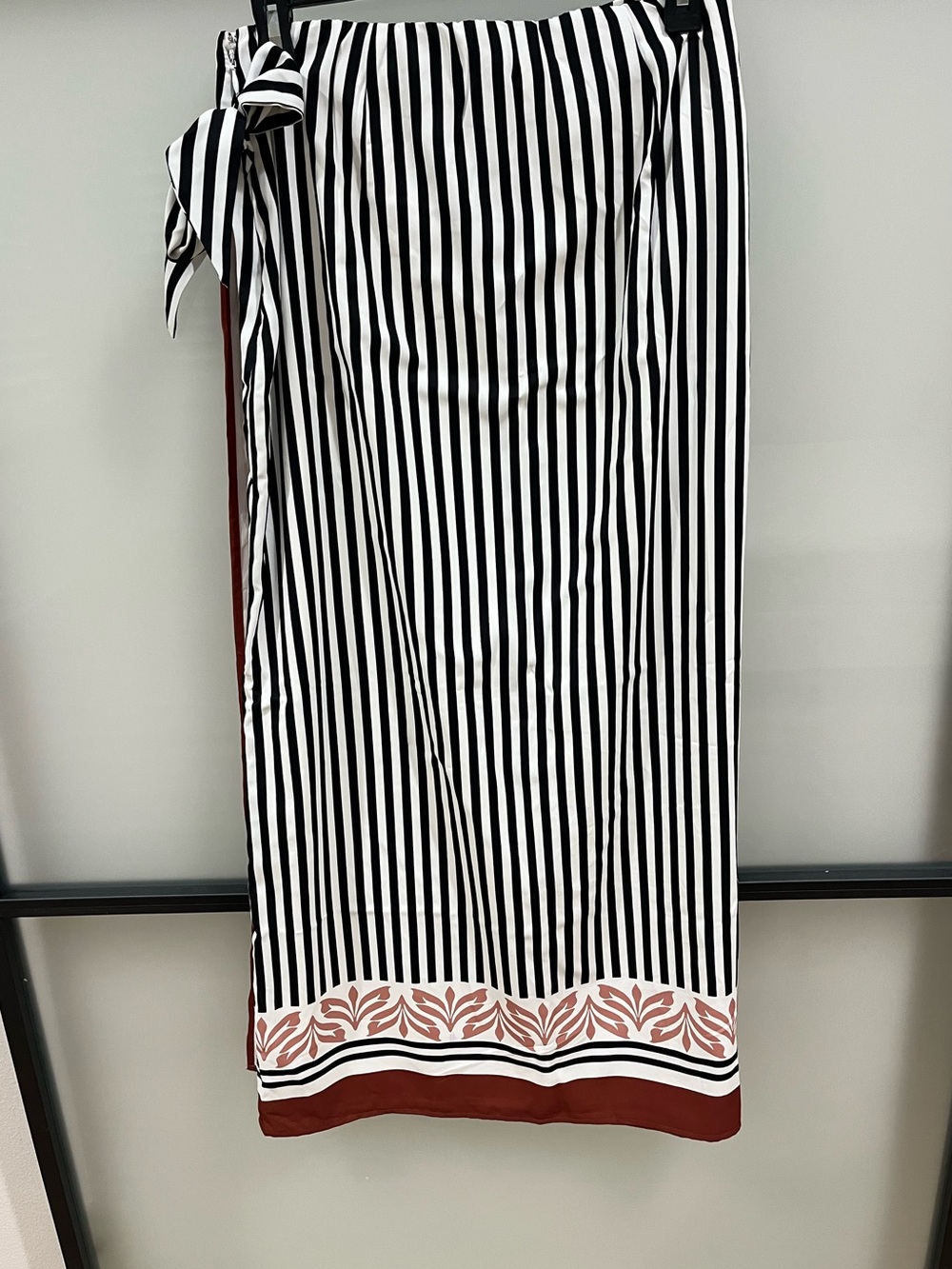 Abercrombie & Fitch High Rise Scarf Style Wrap Maxi Skirt - Picture 9 of 9